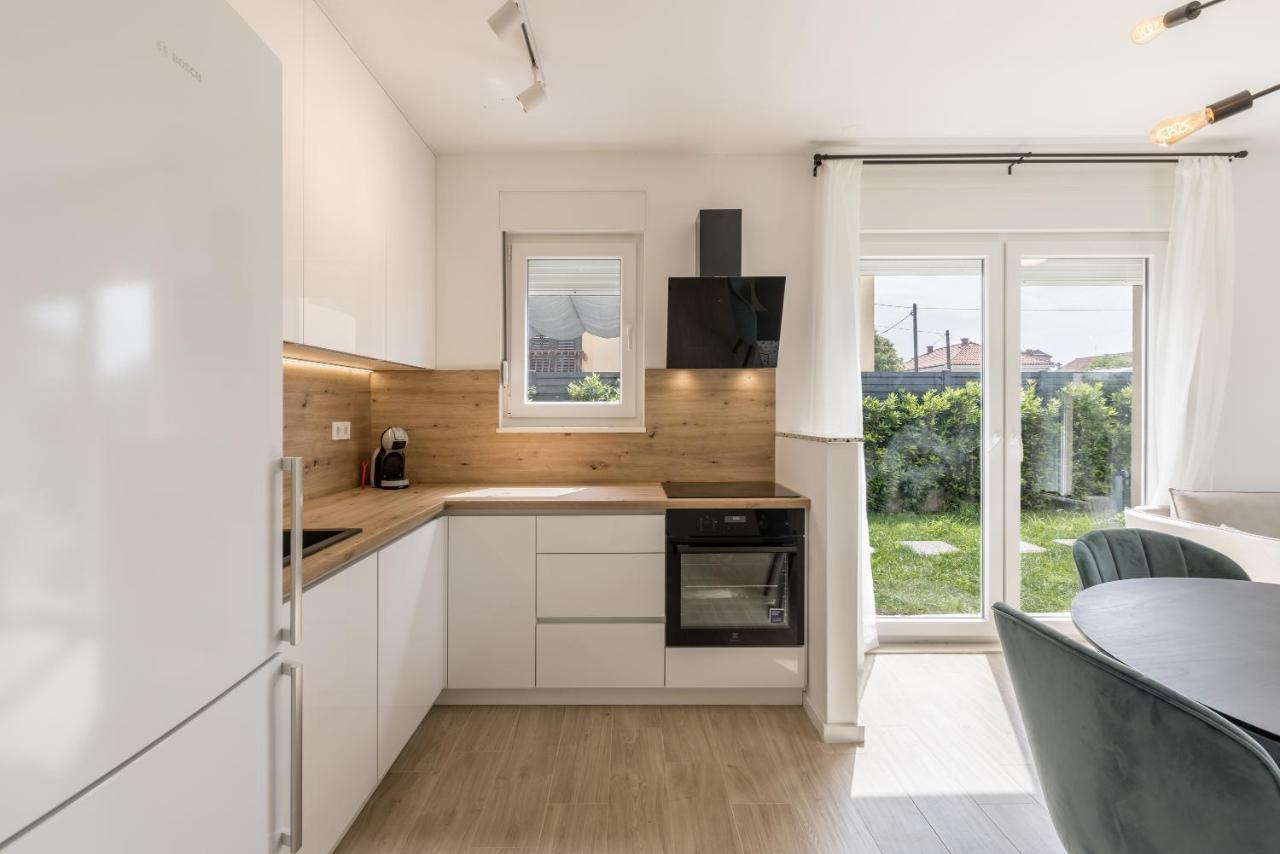 Apartment Dolce D Kaštela Eksteriør billede